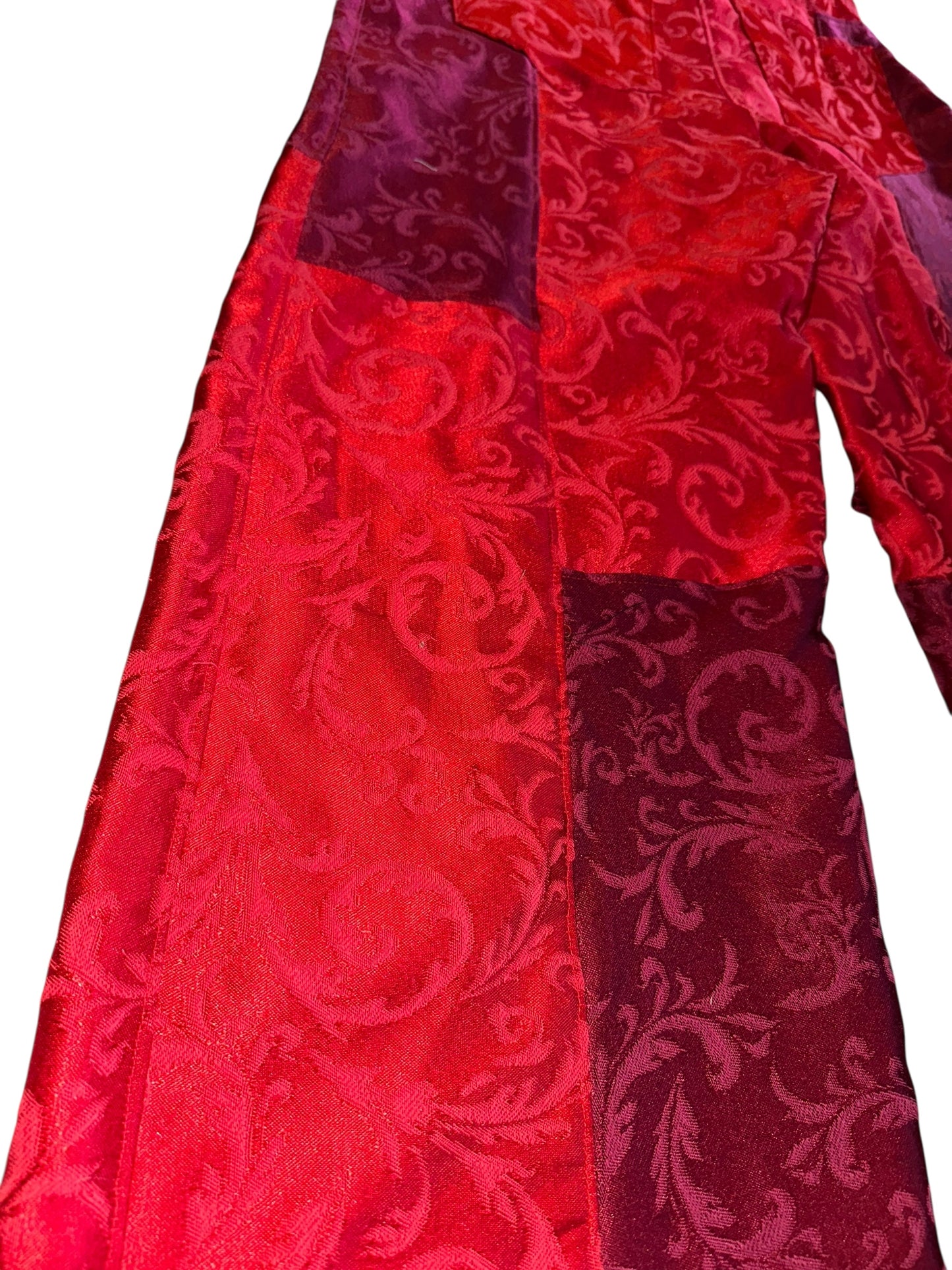 TWO-TONED TABLECLOTH PANTS