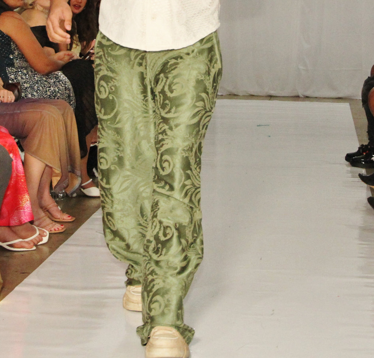DRAWSTRING CURTAIN PANTS