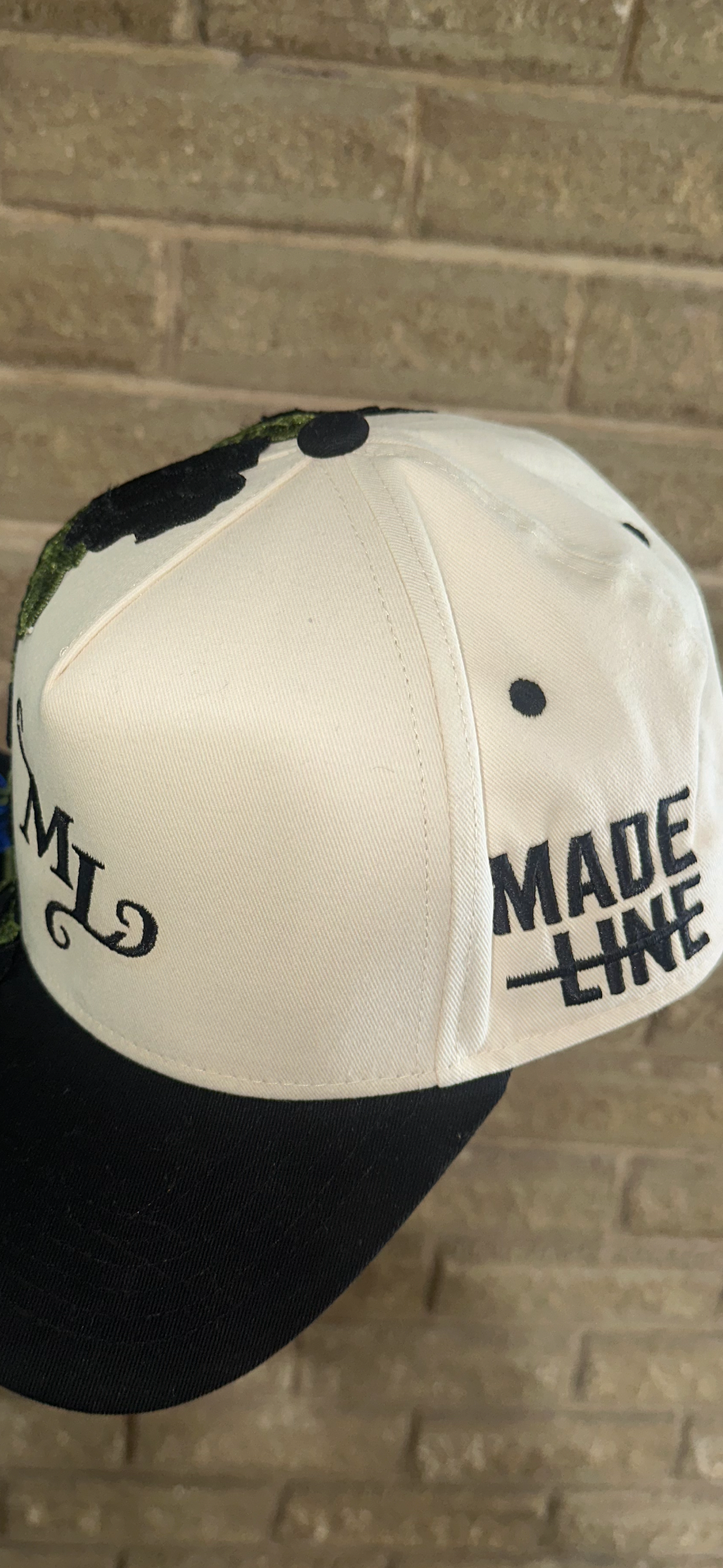 MADE LINE “ML” SNAPBACK