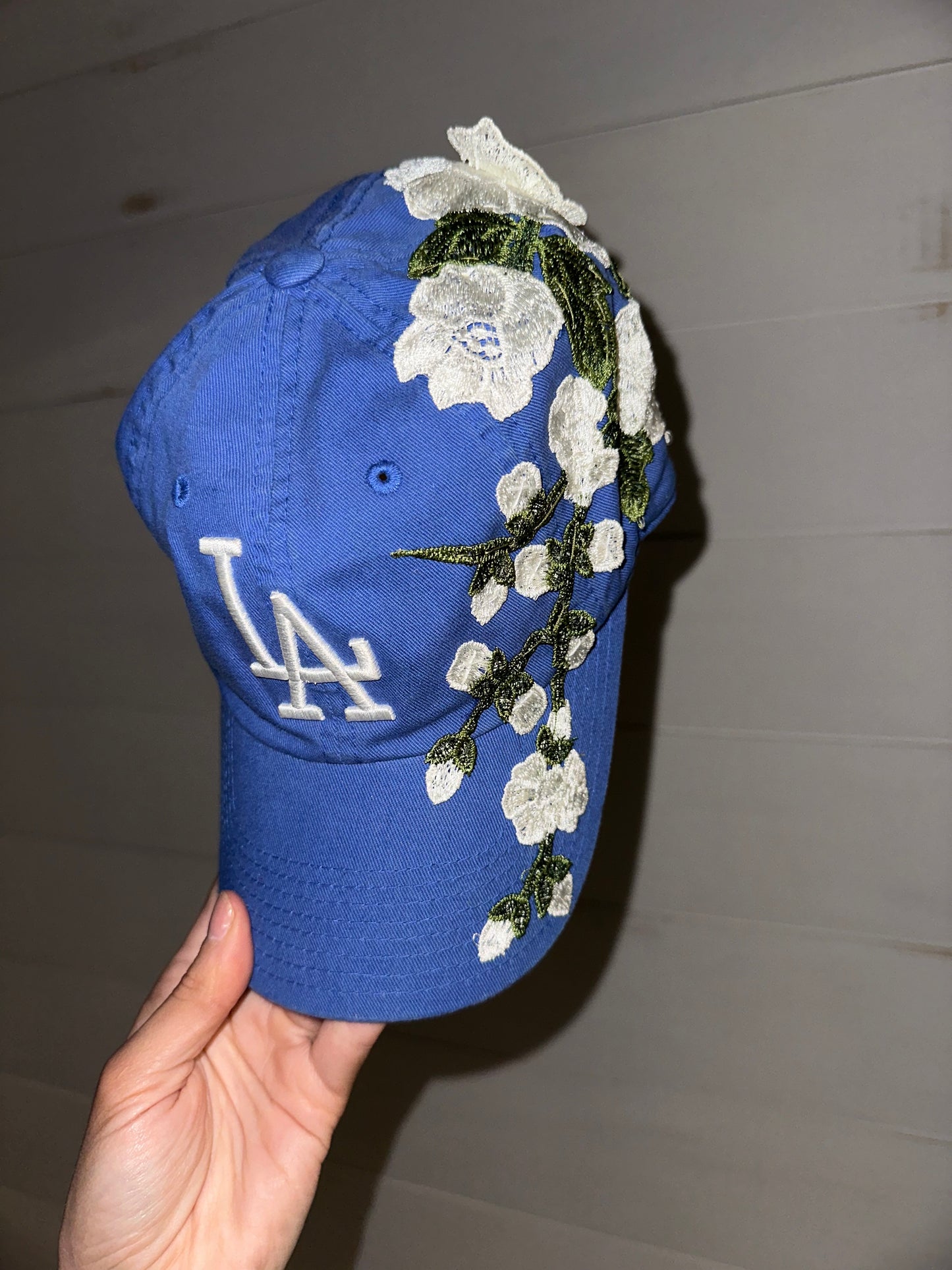 LA FLORAL HAT