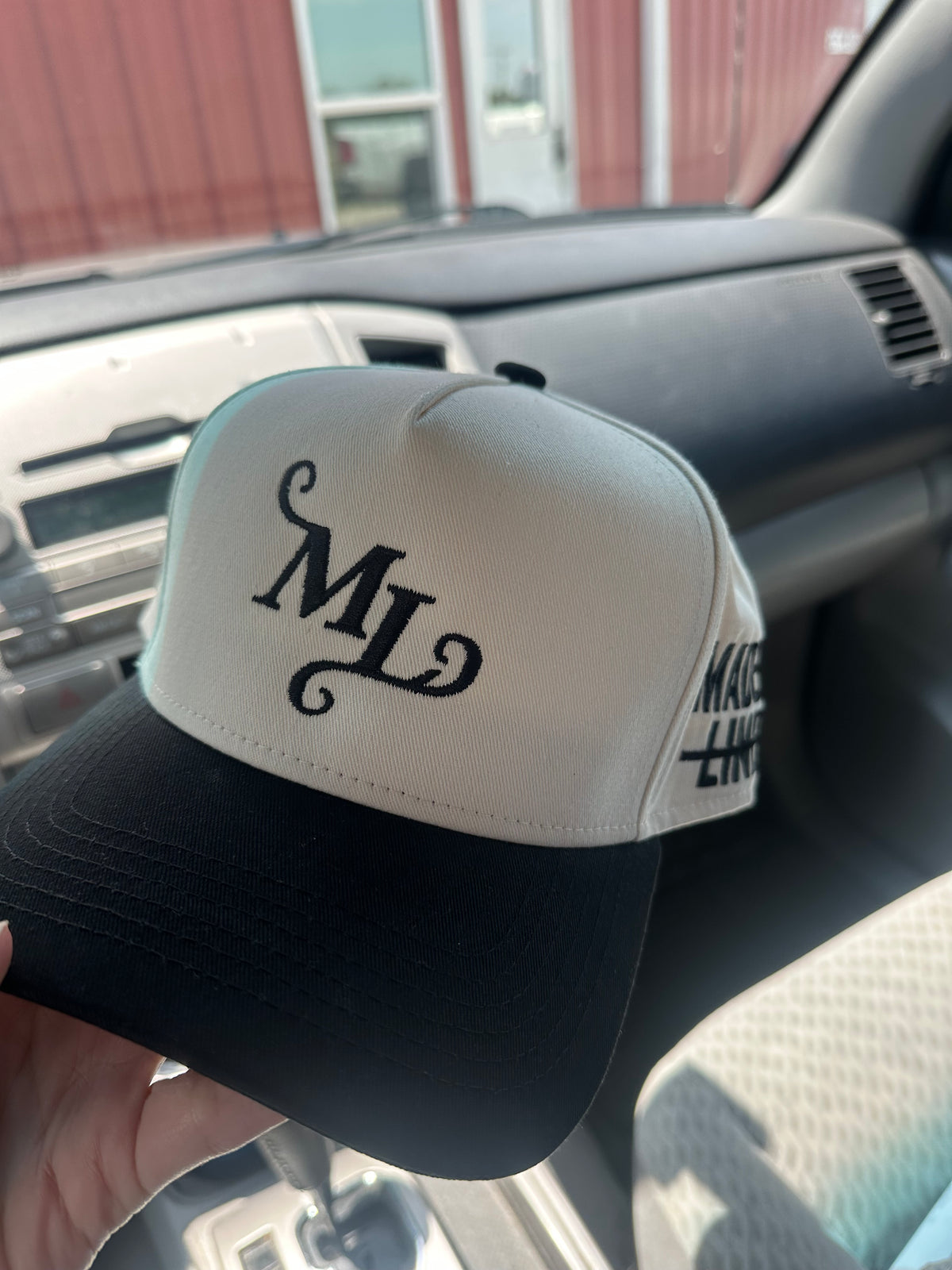 MADE LINE “ML” SNAPBACK