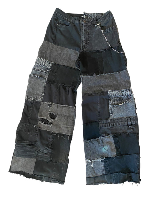 BLACK PATCHWORK JEANS